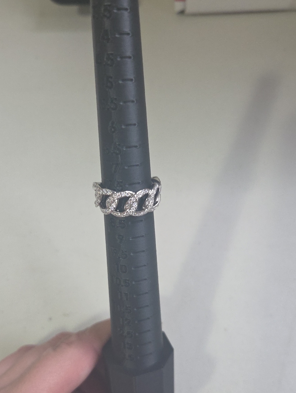 Silver Moissanite Chain-Link Pavé Crystal Ring - Women Jewelry